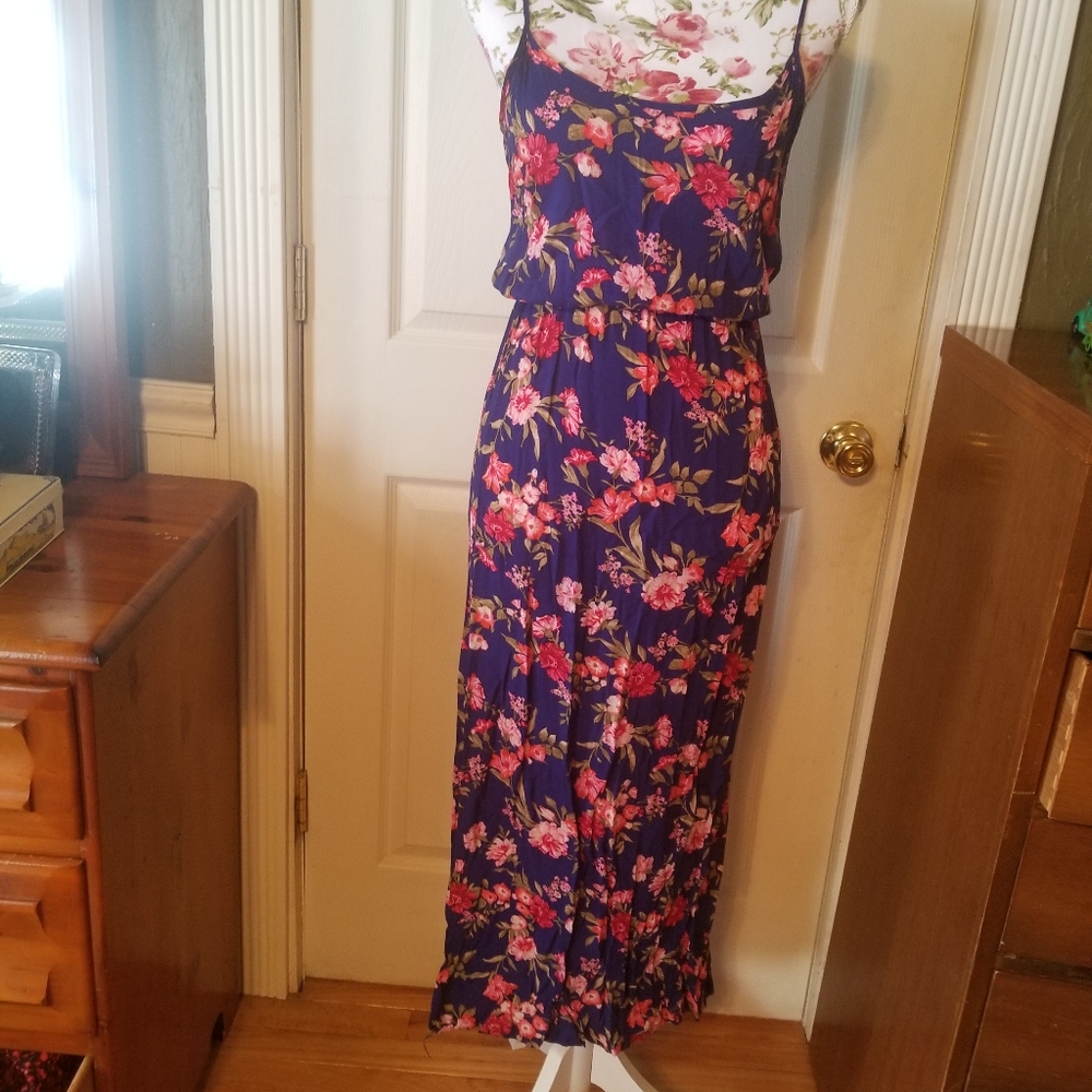 Small forever 21 floral dress